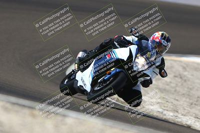 media/Sep-21-2025-TrackDaz (Sun) [[277c75b276]]/C Group/1240pm (Turn 2)/